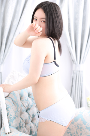浅間しゅな
